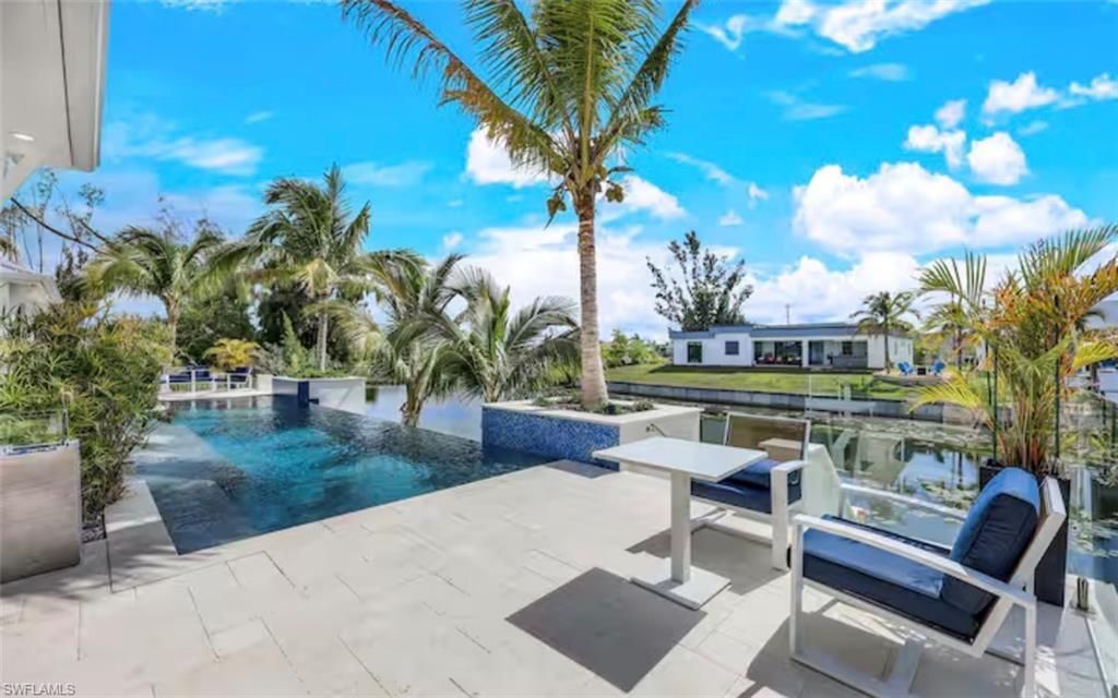 2405 SW 11th Ave, Cape Coral, FL 33991 Photo