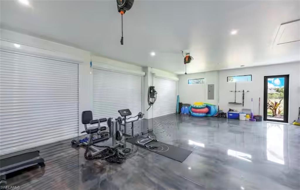 2405 SW 11th Ave, Cape Coral, FL 33991 Photo