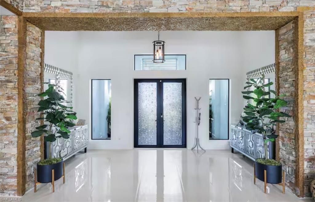 2405 SW 11th Ave, Cape Coral, FL 33991 Photo