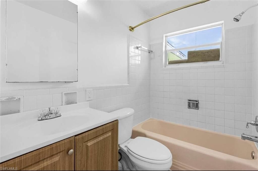 213 SE 47th St, Cape Coral, FL 33904 Photo