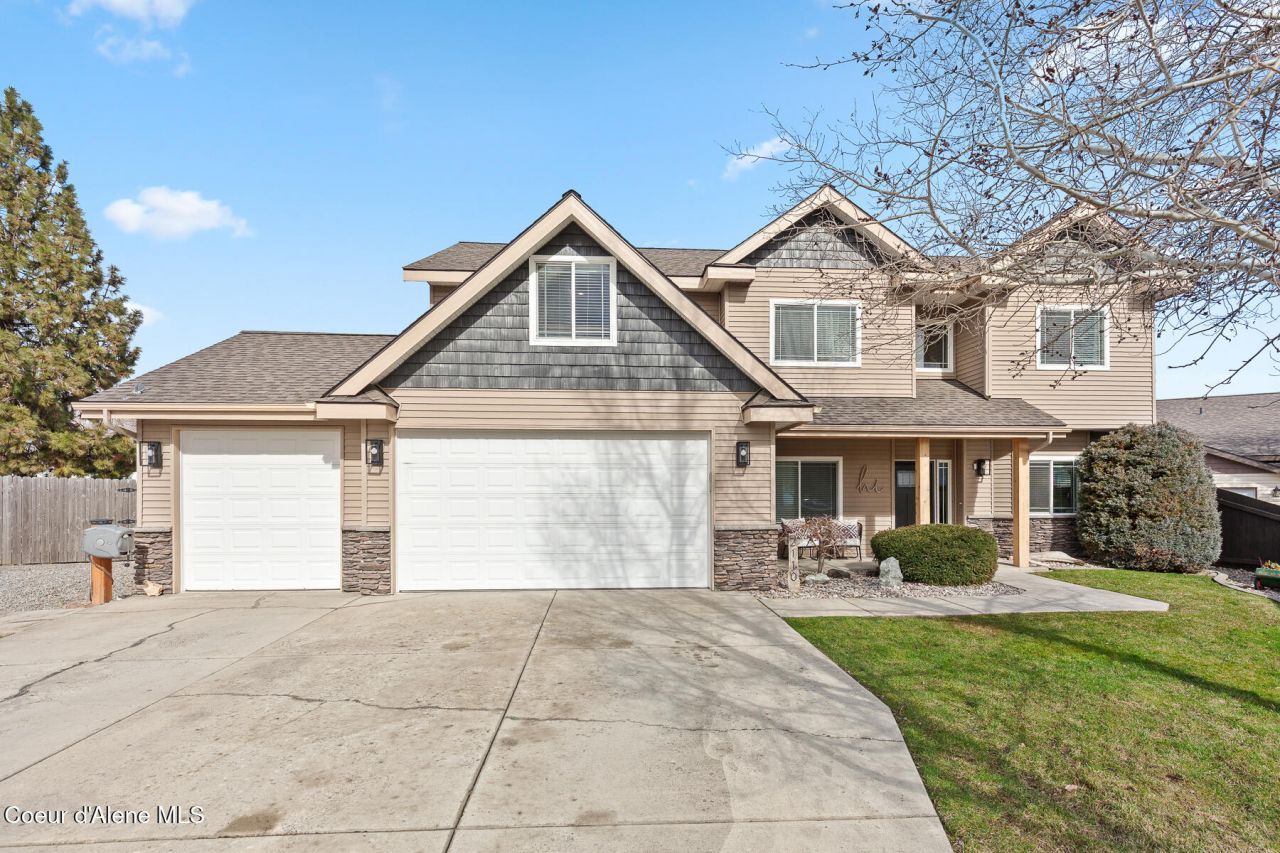 2110 N Triumph Ct, Post Falls, ID 83854 Main Photo