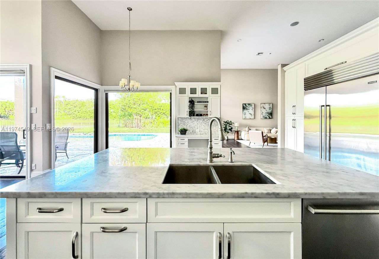 400 Alexandra Cir , Weston, FL 33326 Photo