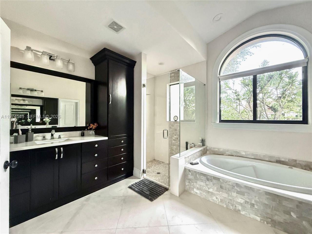 400 Alexandra Cir , Weston, FL 33326 Photo