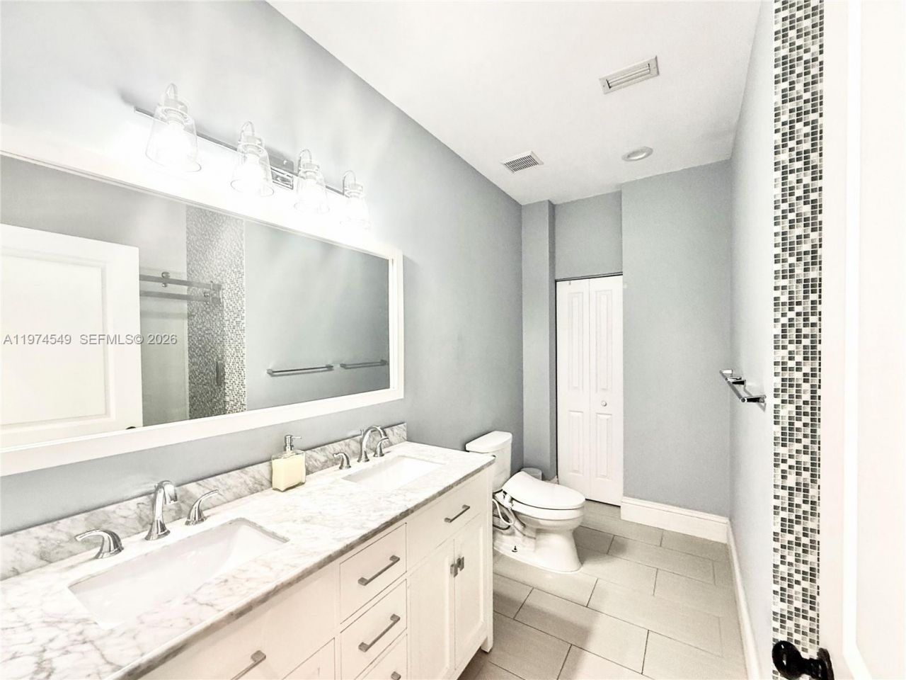 400 Alexandra Cir , Weston, FL 33326 Photo