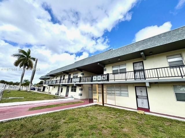 301 NW 177th St, Unit 204, Miami Gardens, FL 33169 Photo