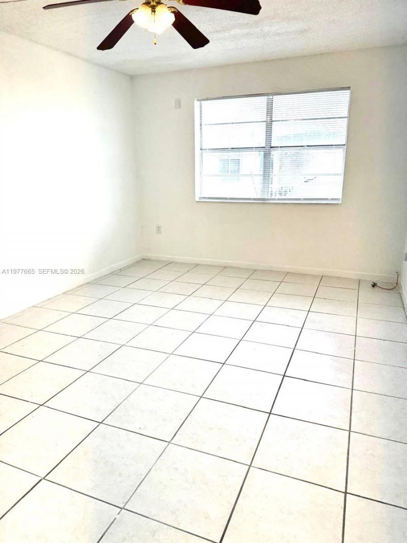 301 NW 177th St, Unit 204, Miami Gardens, FL 33169 Photo