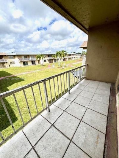 301 NW 177th St, Unit 204, Miami Gardens, FL 33169 Photo