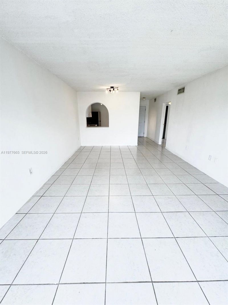 301 NW 177th St, Unit 204, Miami Gardens, FL 33169 Photo