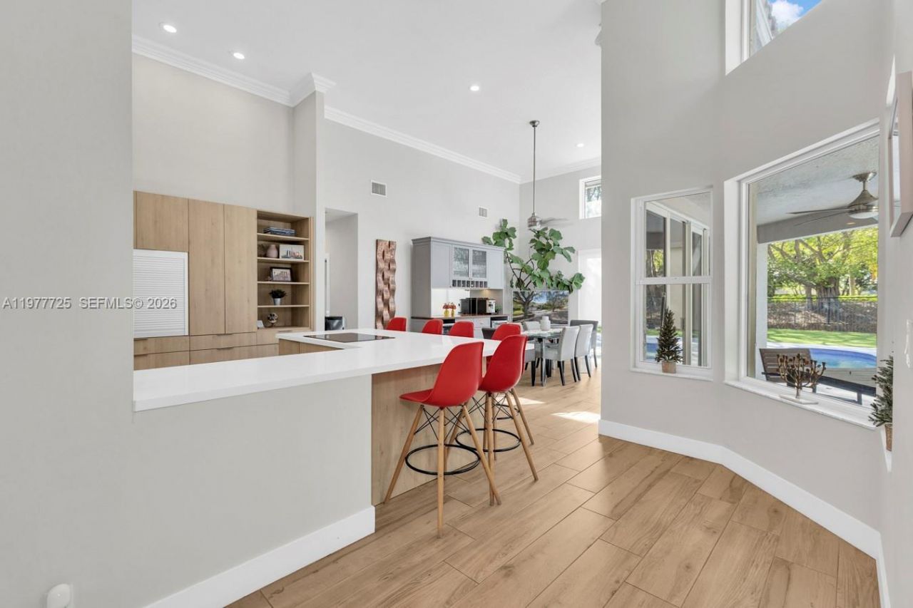 1202 S Manor Dr S , Weston, FL 33326 Photo