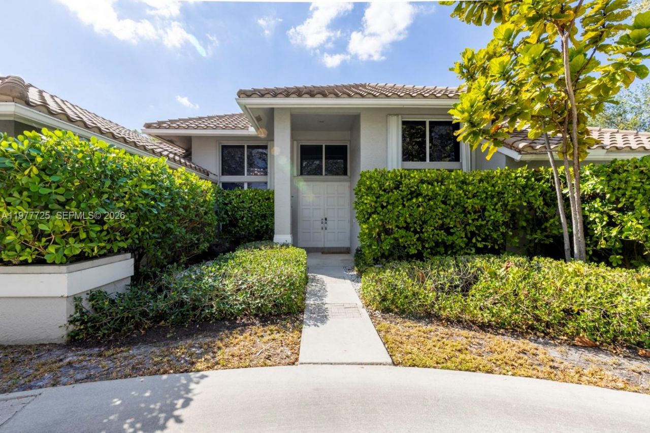 1202 S Manor Dr S , Weston, FL 33326 Photo