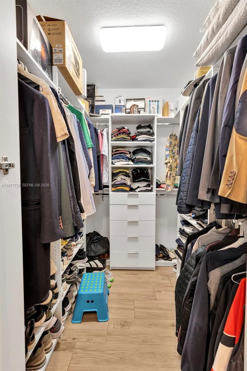 1202 S Manor Dr S , Weston, FL 33326 Photo