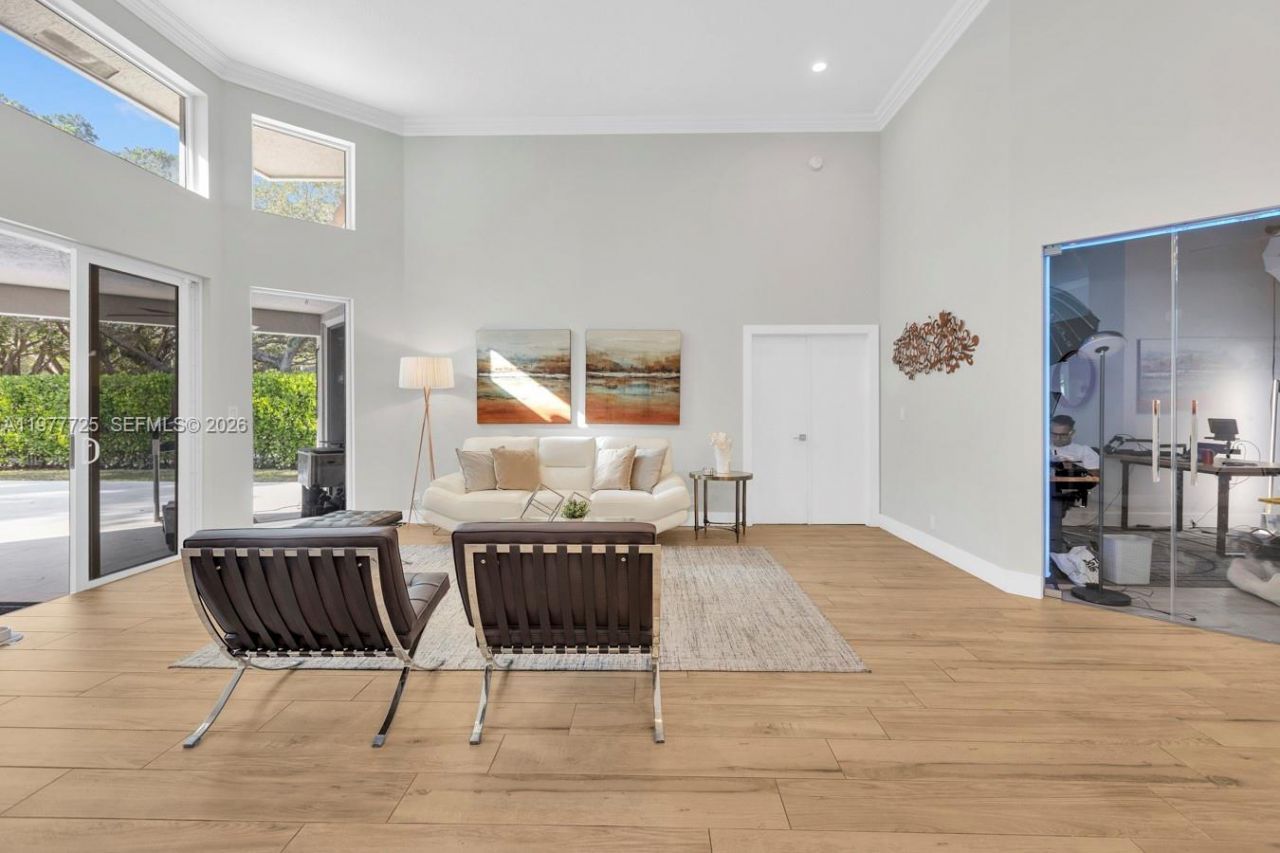 1202 S Manor Dr S , Weston, FL 33326 Photo