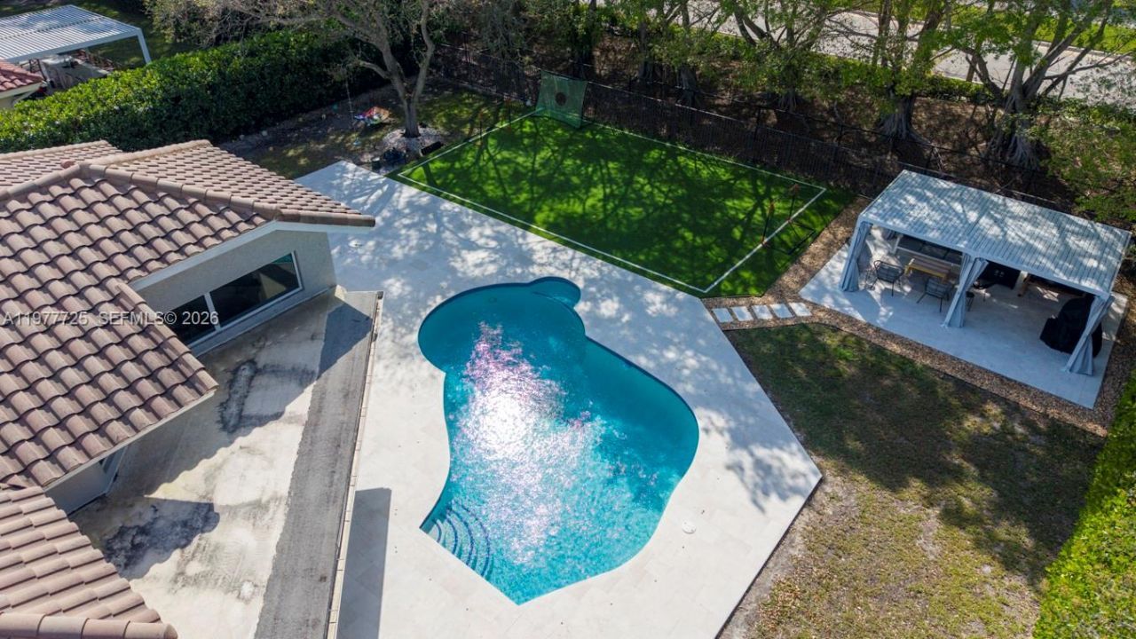 1202 S Manor Dr S , Weston, FL 33326 Photo