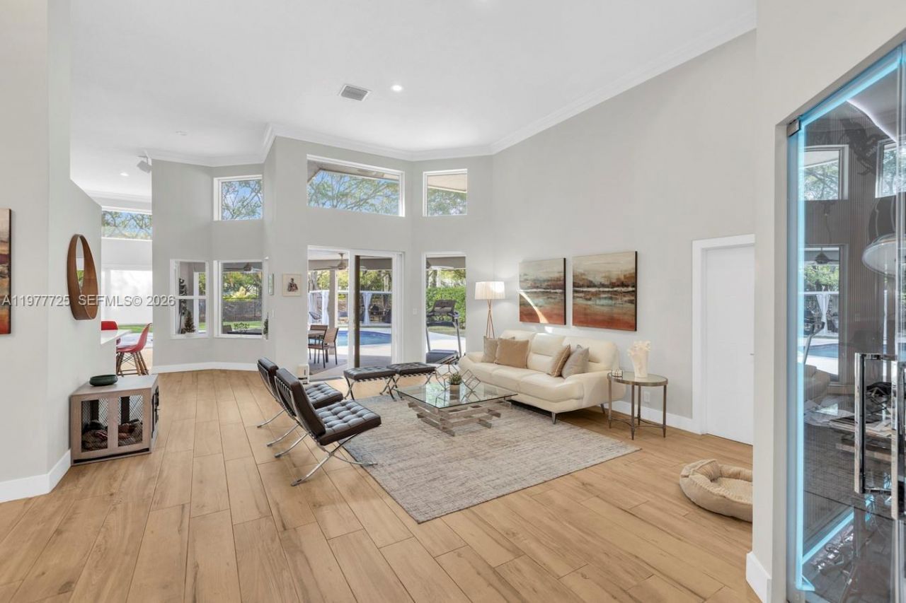 1202 S Manor Dr S , Weston, FL 33326 Photo