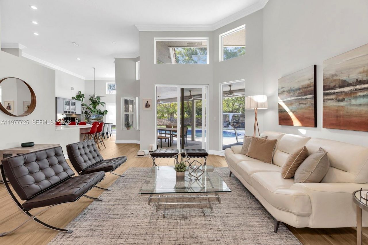 1202 S Manor Dr S , Weston, FL 33326 Photo