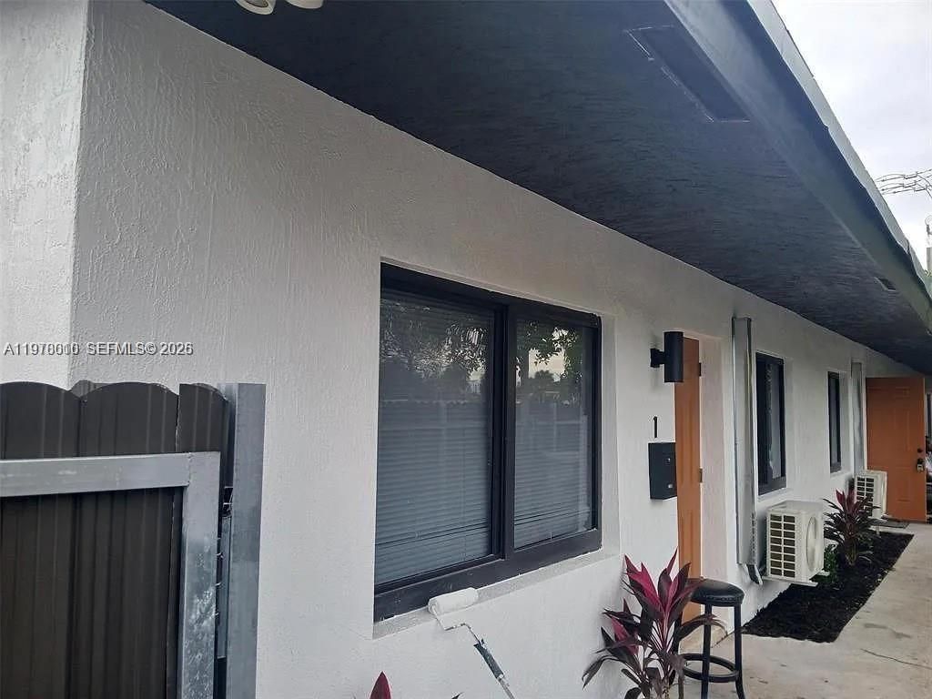 900 NW 8th Ave , Unit 3, Pompano Beach, FL 33060 Photo