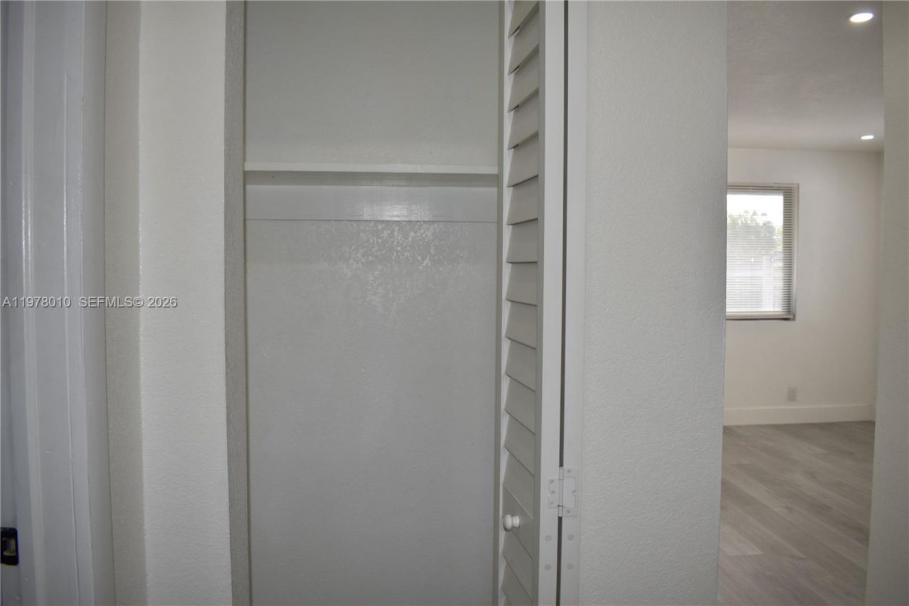 900 NW 8th Ave , Unit 3, Pompano Beach, FL 33060 Photo