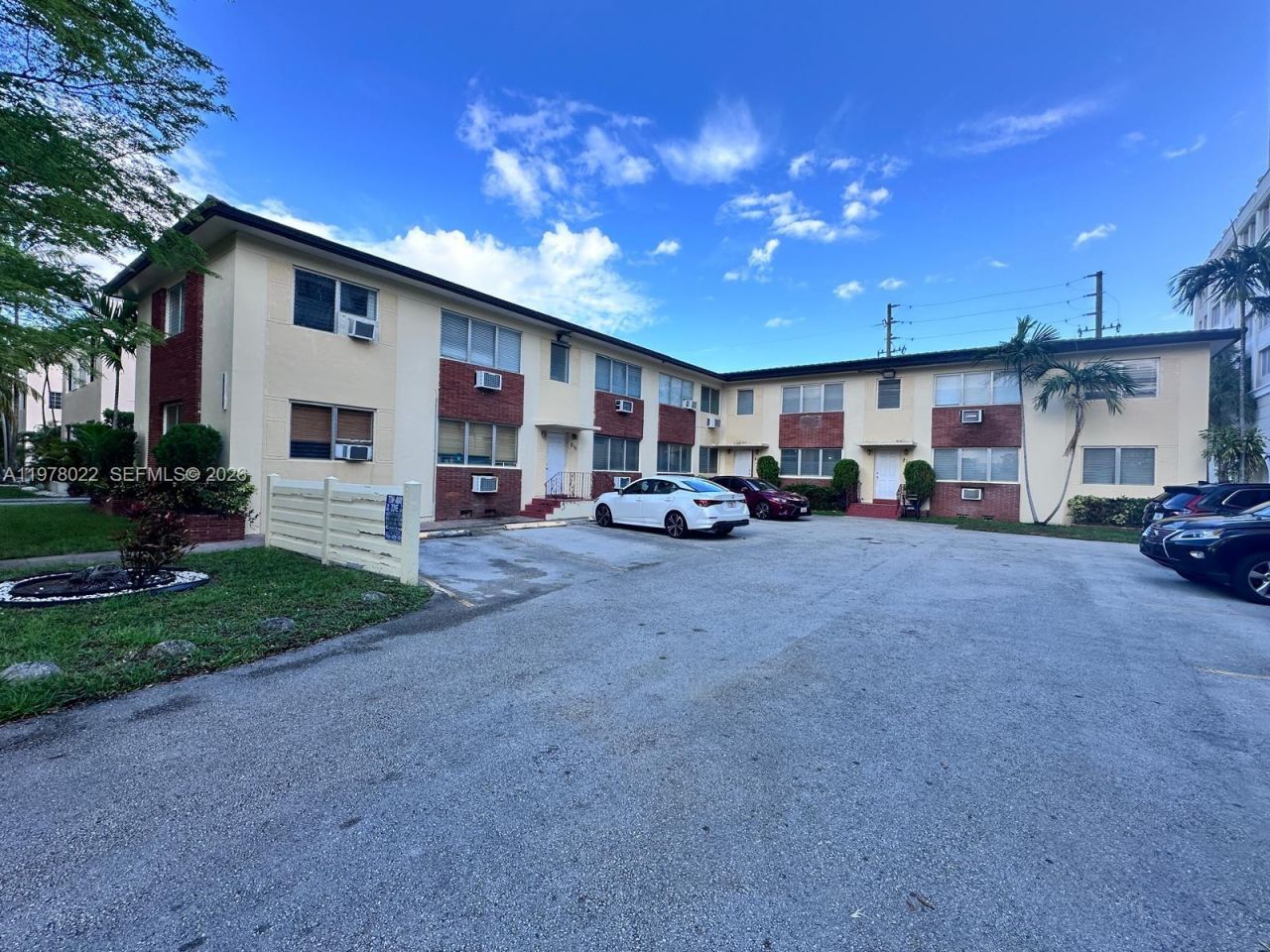 215 Zamora Ave , Unit 4, Coral Gables, FL 33134 Photo
