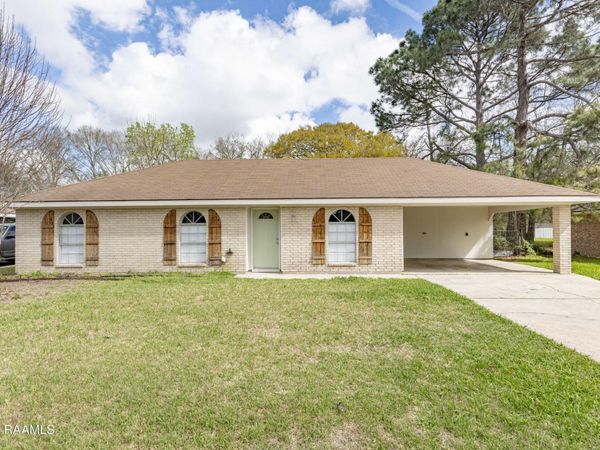 209 Driftwood Drive, Lafayette, LA 70503