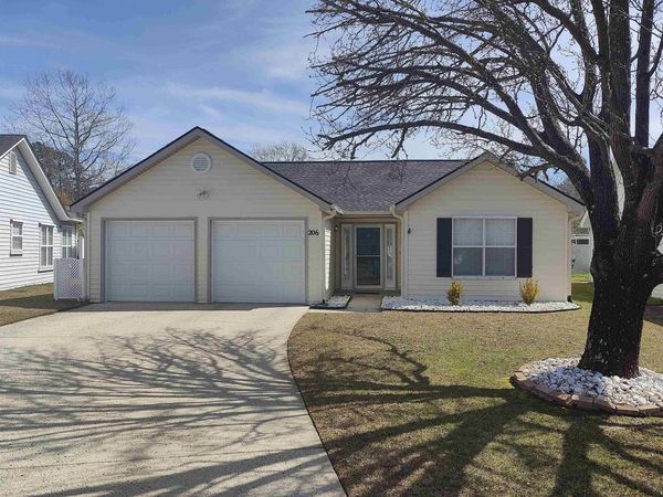 206 Forest Dr. , Longs, SC 29568