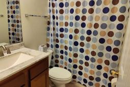 206 Forest Dr. photo 4