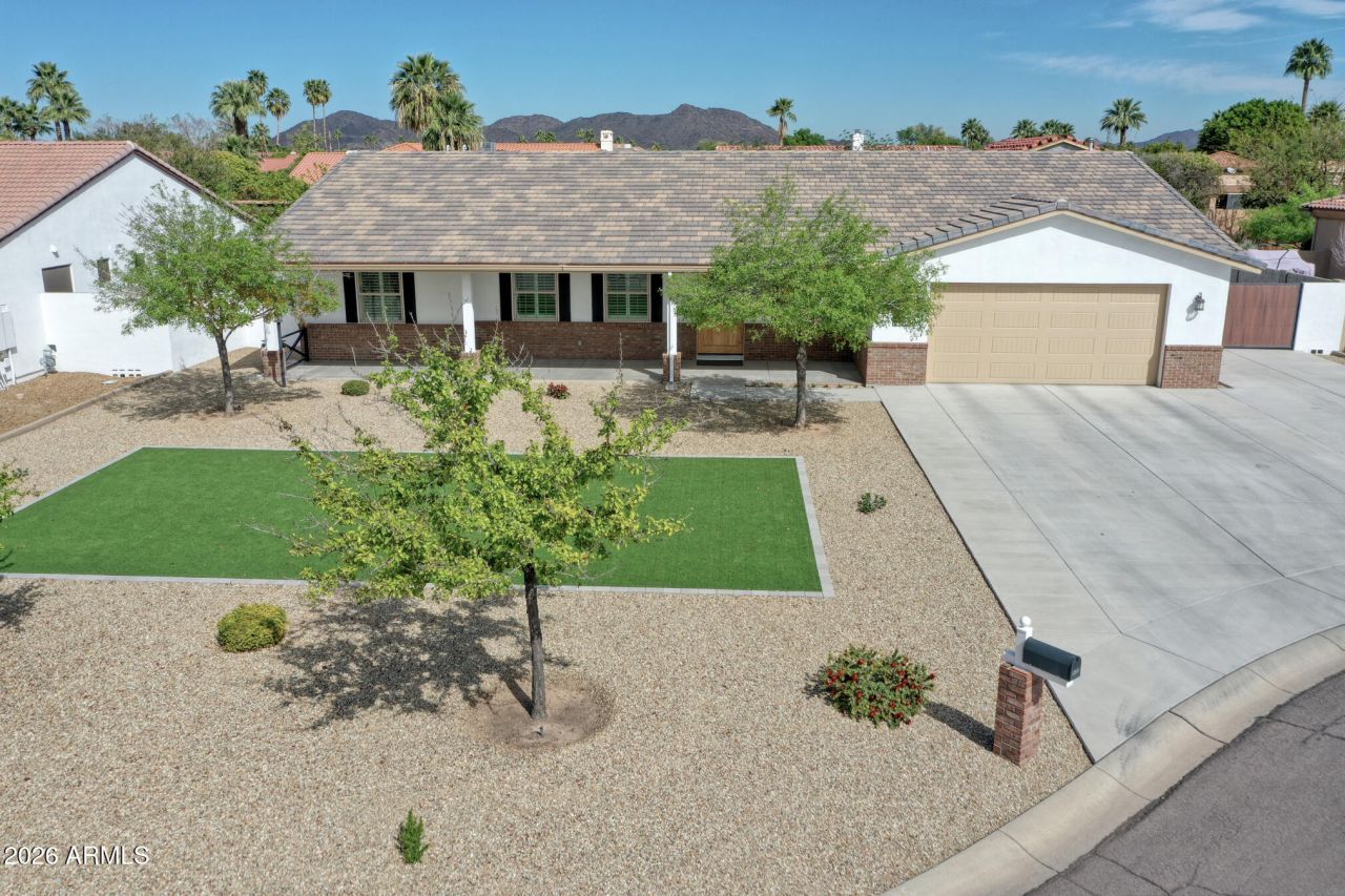 8410 W Sands Court, Peoria, AZ 85383 Main Photo