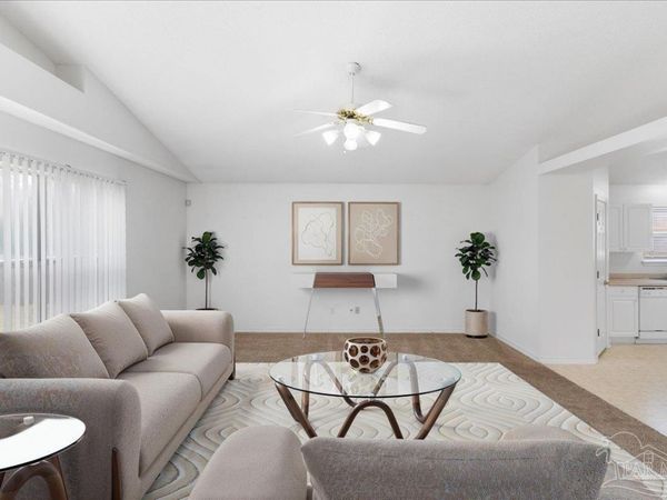 9523 Parker Pl Dr, Navarre, FL 32566