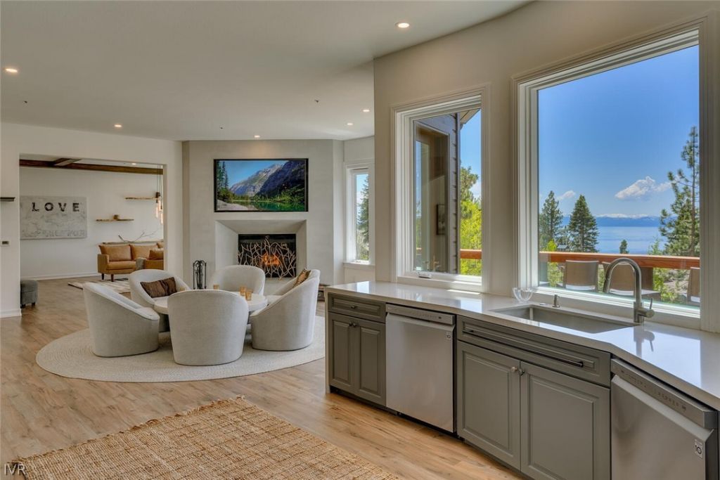 949 Fairview Boulevard, Incline Village, NV 89451 Photo