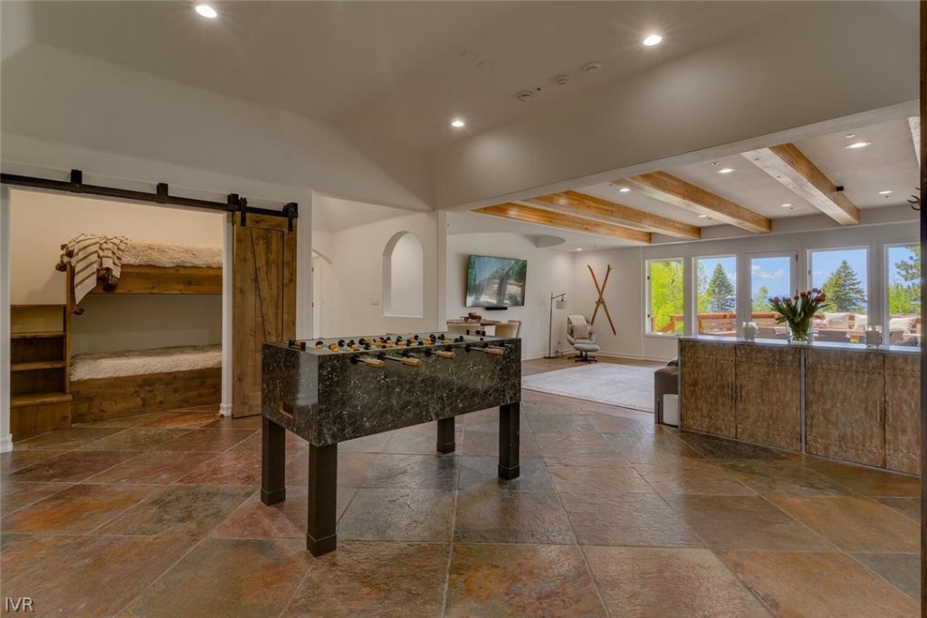 949 Fairview Boulevard, Incline Village, NV 89451 Photo