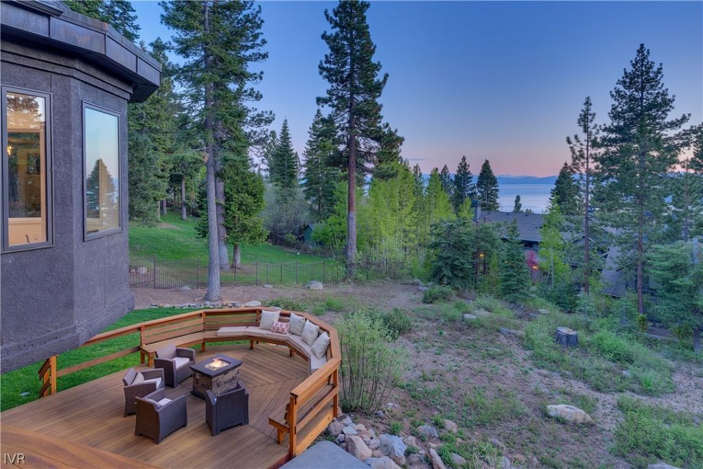 949 Fairview Boulevard, Incline Village, NV 89451 Photo