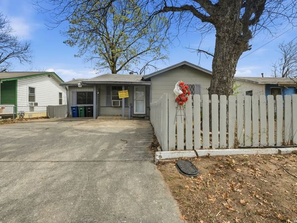 2002 Amerada, San Antonio, TX 78237