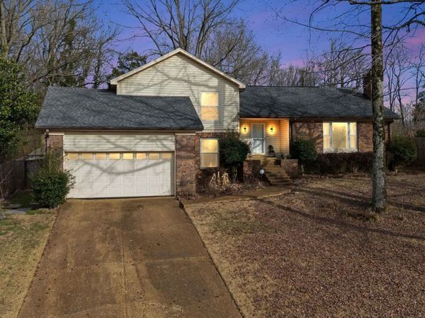 2178 WEBBING DR, Cordova, TN 38106