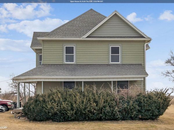 1750 140th Street, Mount Pleasant, IA 52641