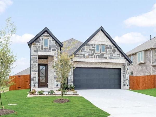 1005 River Oaks Drive, Godley, TX 76044