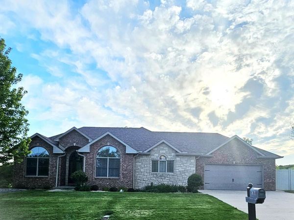 3608 CODY DRIVE, Jefferson City, MO 65109