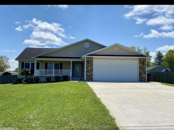 36 Hunter Drive, Crossville, TN 38555