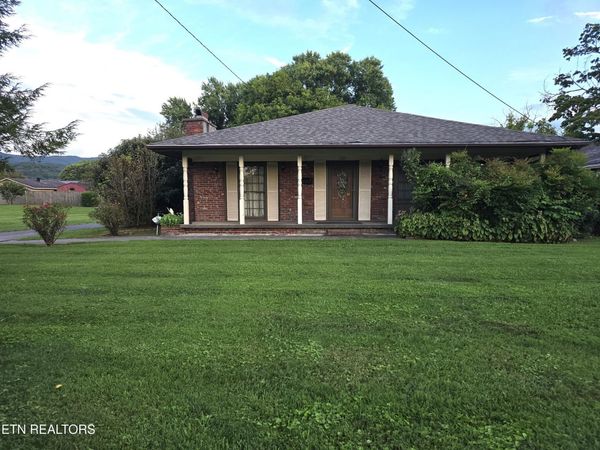 1203 Winchester Ave, Middlesboro, KY 40965