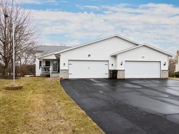 1626 Stacy Ln, Fort Atkinson, WI 53538