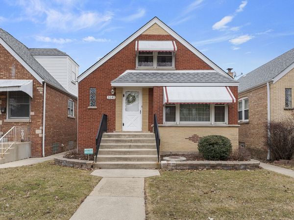 5141 N New England Avenue, Chicago, IL 60656