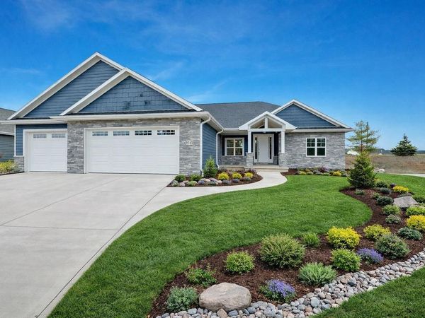 3745 BEACHMONT ROAD, De Pere, WI 54115