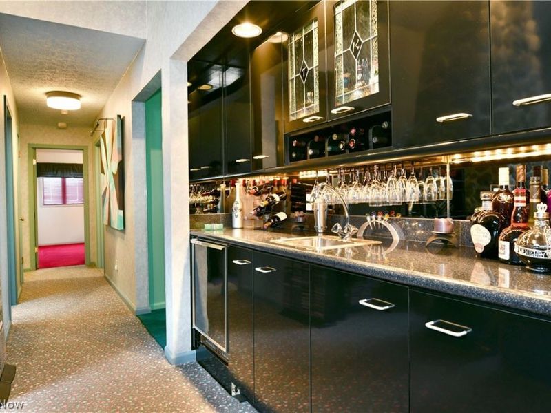 545 Thomas Lane, Girard, OH 44420 Photo 12