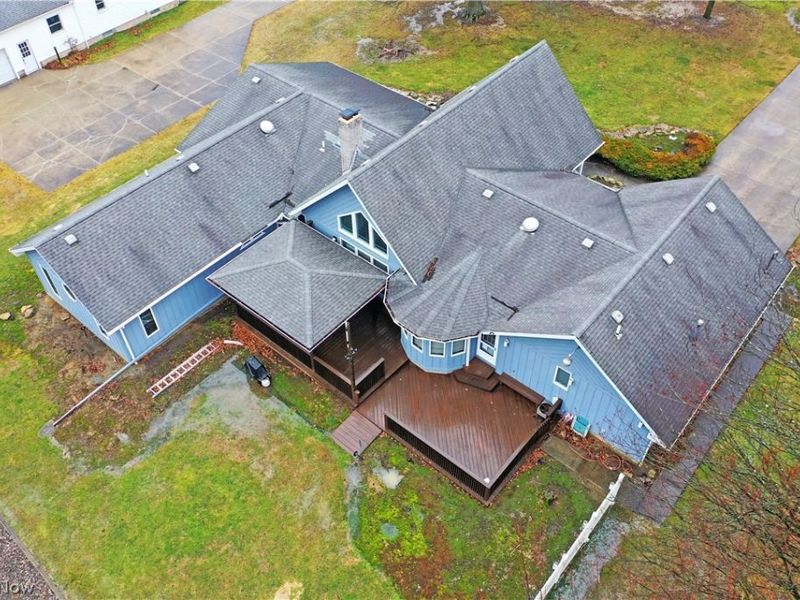 545 Thomas Lane, Girard, OH 44420 Photo 4