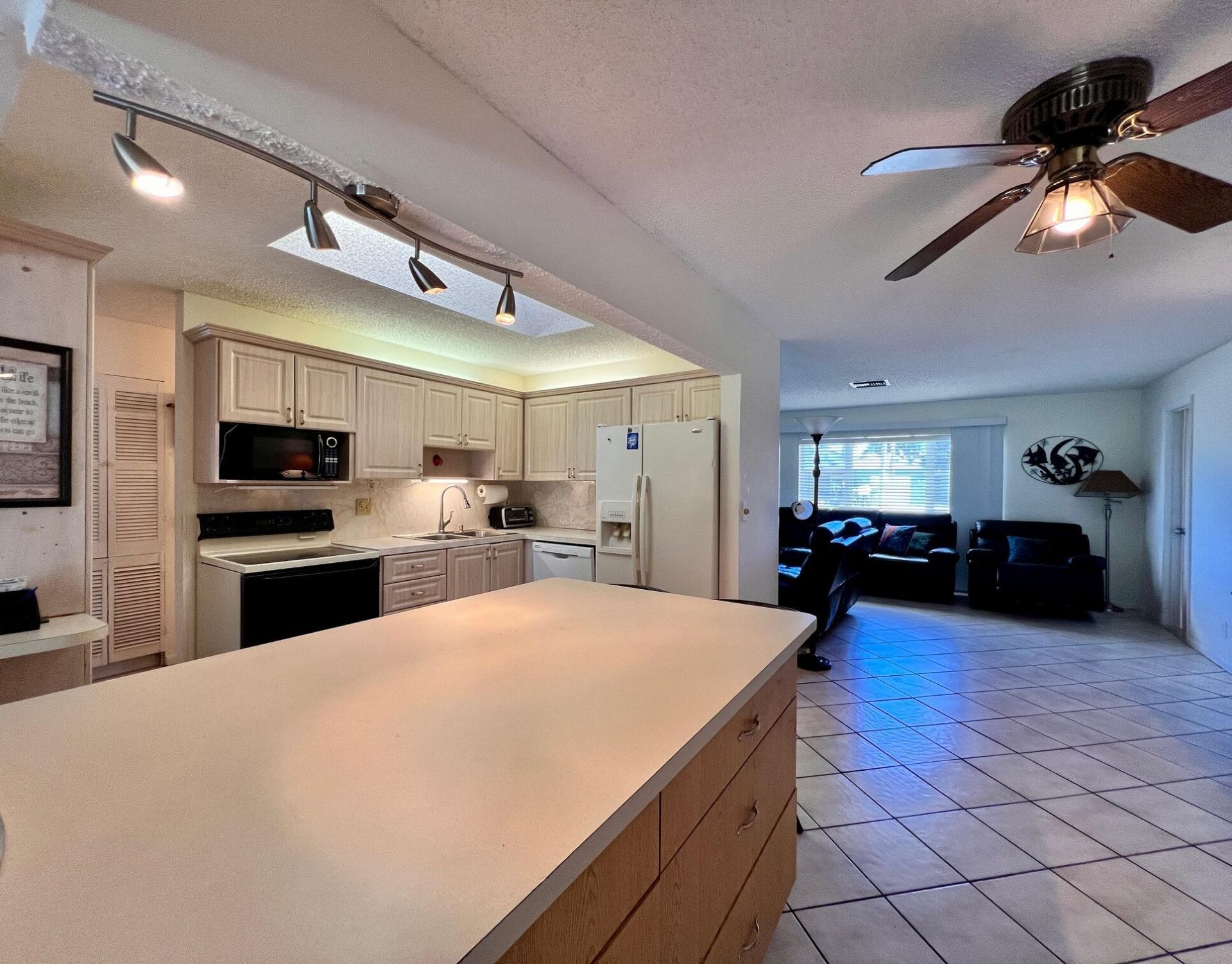 3465 Amalfi Drive, West Palm Beach, FL 33417 Photo