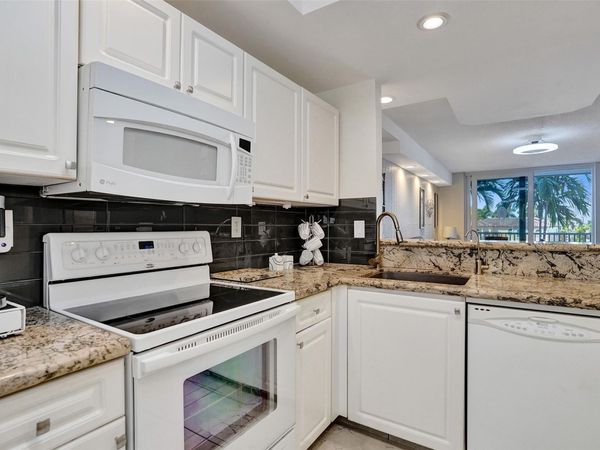 1391 S Ocean Blvd, Unit 309, Pompano Beach, FL 33062