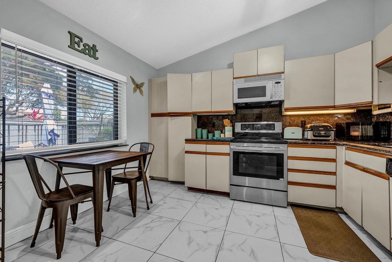 8398 Boca Glades Blvd, Unit 251, Boca Raton, FL 33434 Photo