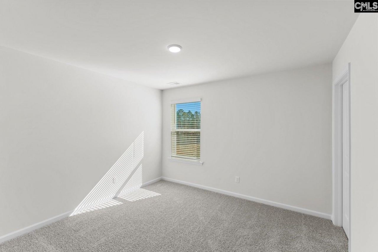 283 Balbriggan Place Photo 13