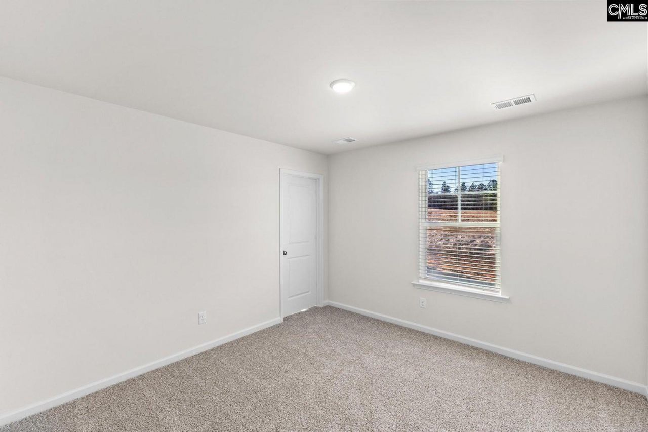 283 Balbriggan Place Photo 16