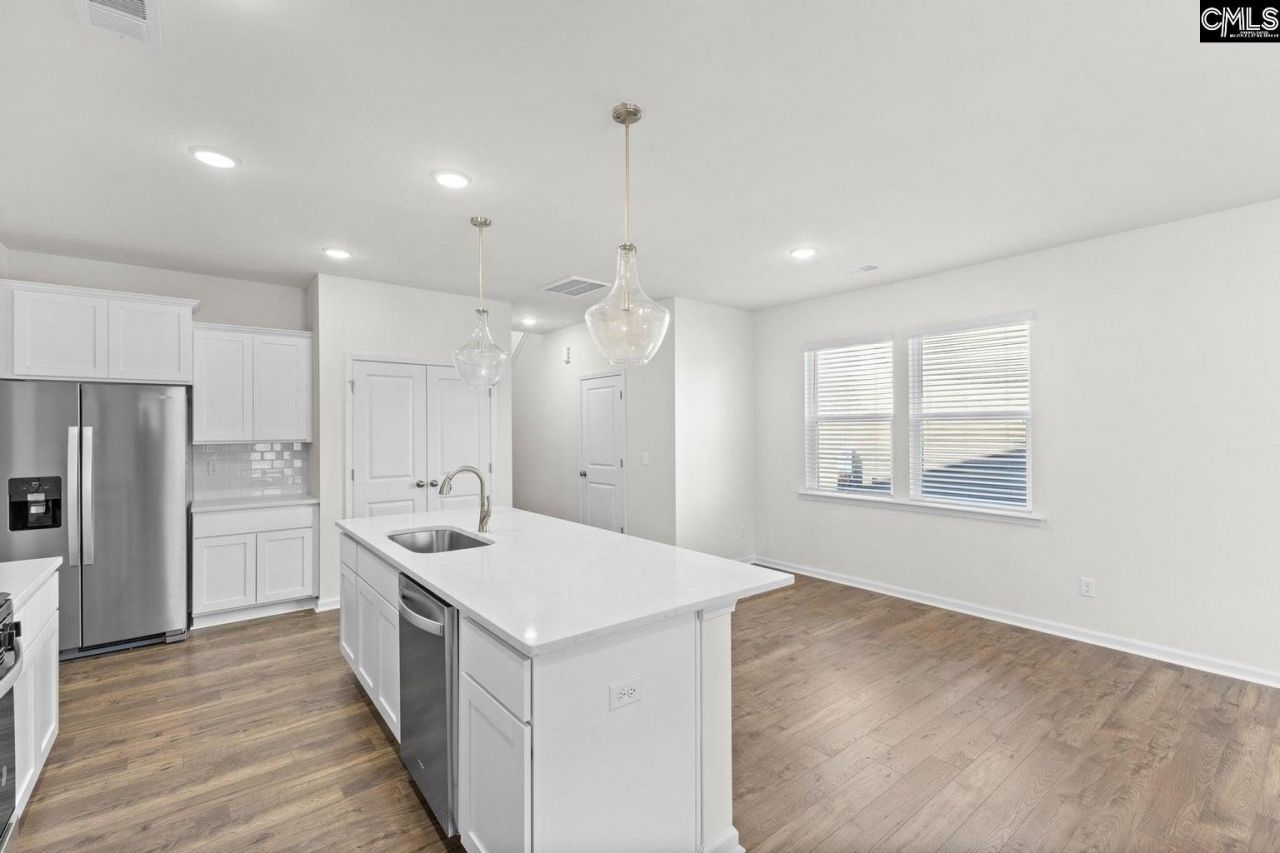 283 Balbriggan Place Photo 6