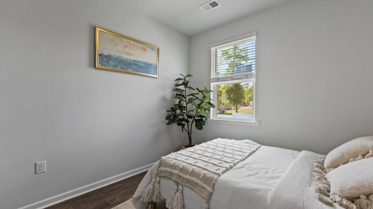 1050 Refuge Way Photo 18