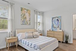 1050 Refuge Way photo 4